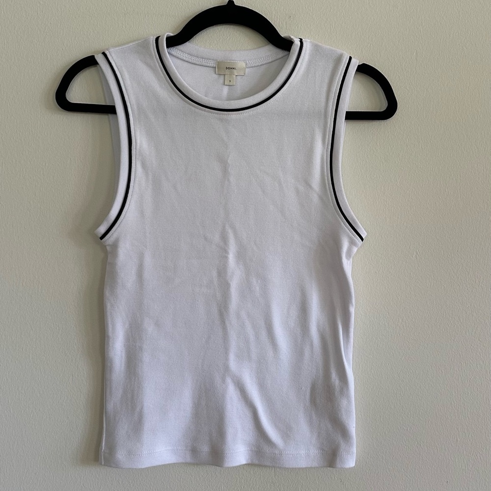 DONNI. White Tank